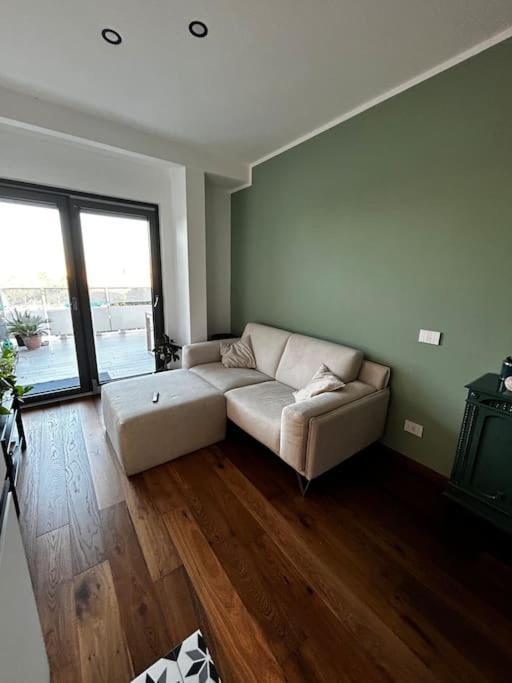 Sea&Cruise Apartment Бари Экстерьер фото